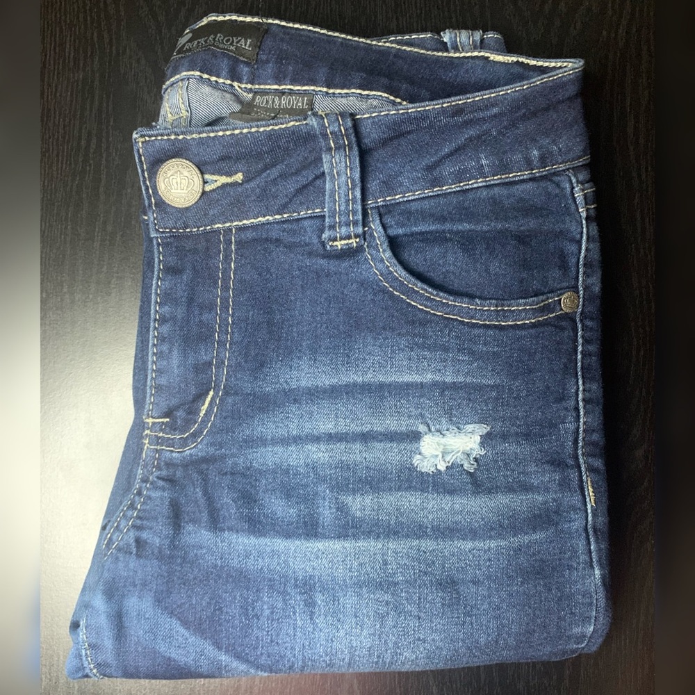 Rock & Royal 👑 Size 7 Ripped Skinny Blue Jeans 👖!